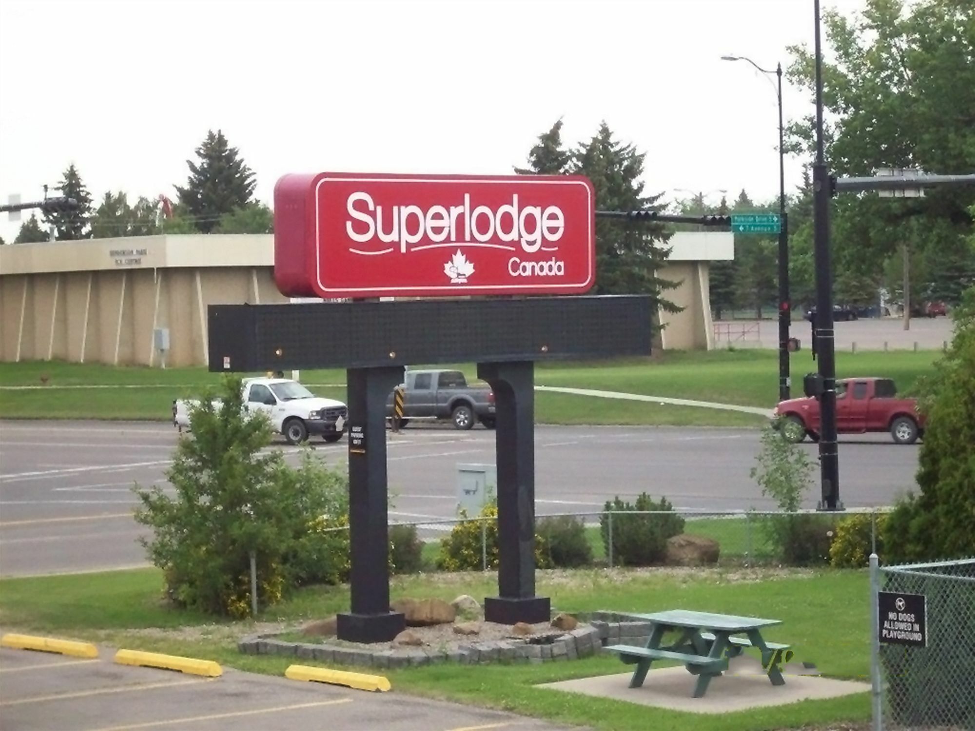 Superlodge Canada Lethbridge Εξωτερικό φωτογραφία